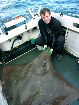 angler with tagged skate 300.jpg